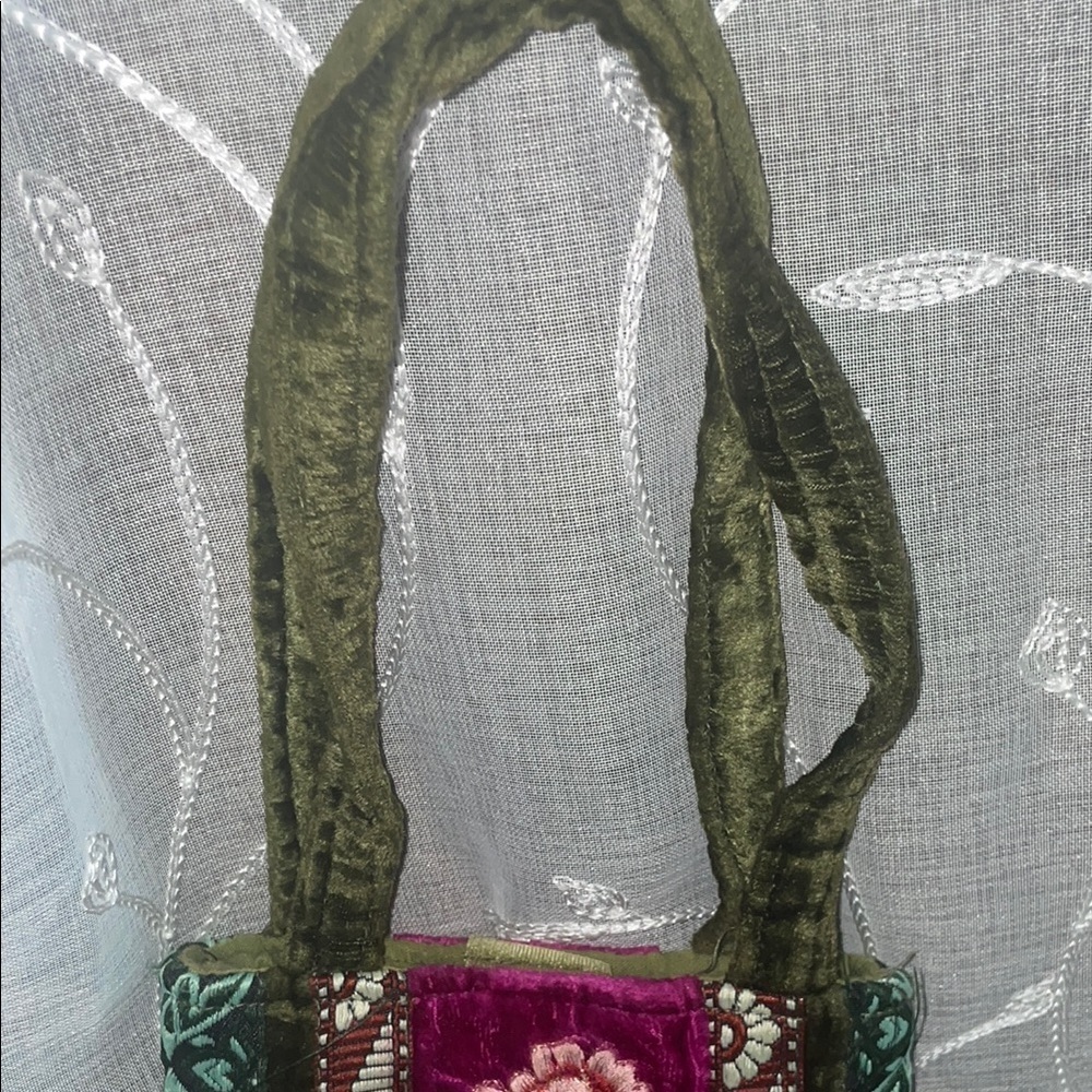 Embroidered Boho Floral Tote Bag - Green and Pink - Picture 3 of 5